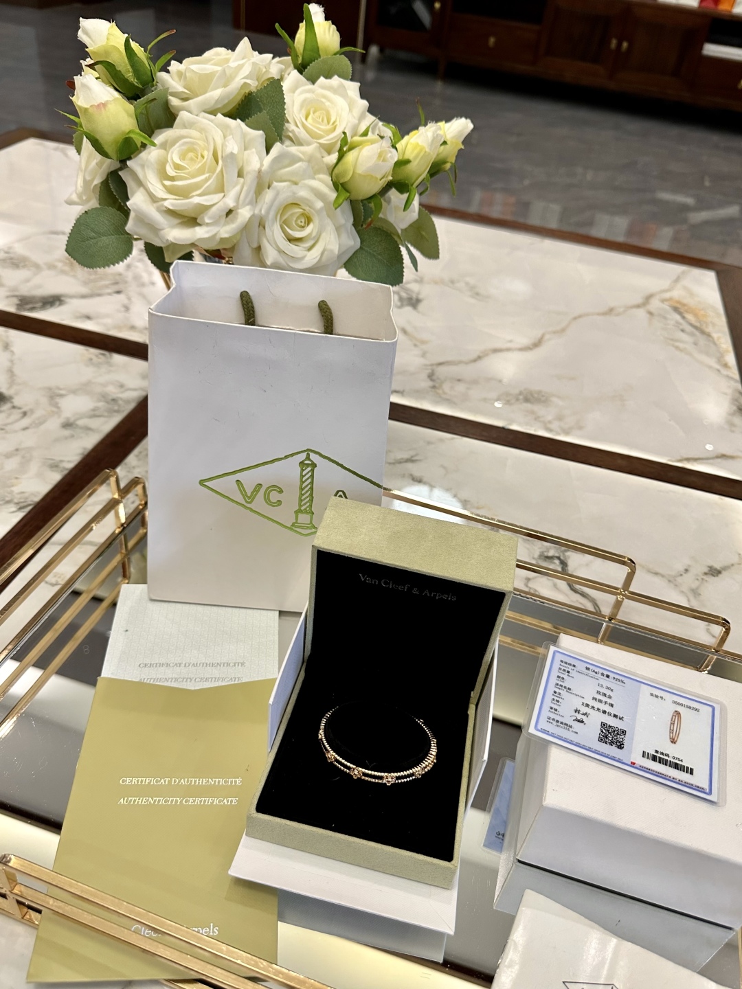 VAN CLEEF ARPELS jewelry model 85